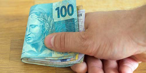 Salário mínimo deveria ser de R$ 3,6 mil, segundo Dieese